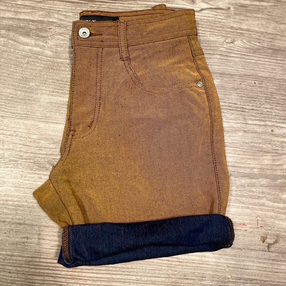 Revolt cut off shorts
